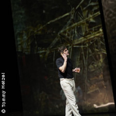 Die Wurzel aus Sein - Akademietheater Wien